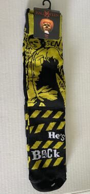 2 PAIR HORROR MOVIE HALLOWEEN II HALLOWEEN CREW SOCKS NEW